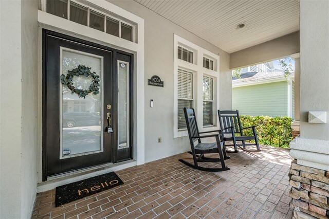 10305 Marchmont Ct, Tampa, FL 33626 - photo 2