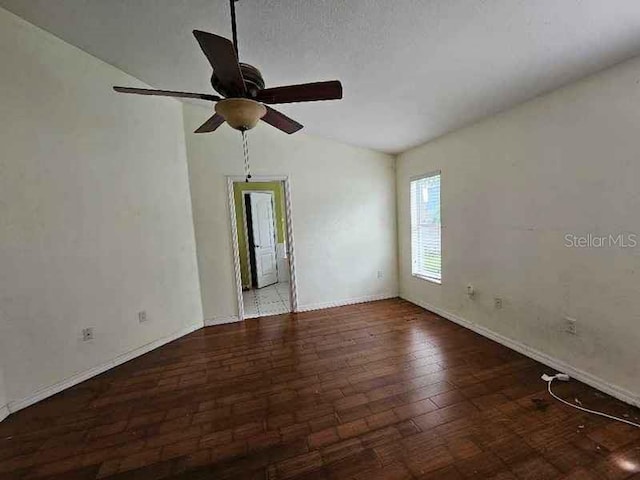 2332 Potomac Mark Pl, Ruskin, FL 33570 - photo 12