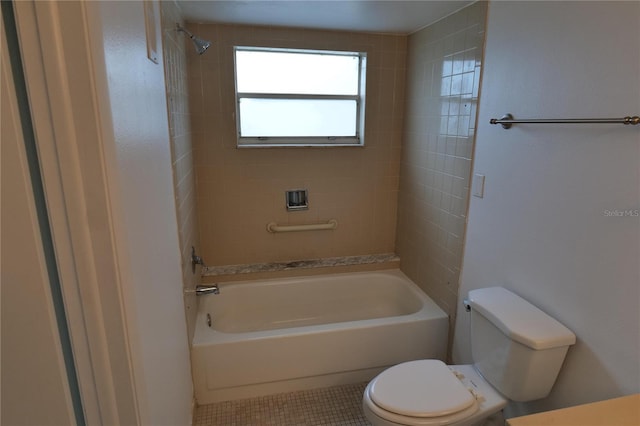 2333 Feather Sound Dr Unit A607, Clearwater, FL 33762 - bathroom featuring shower / bath combination and tile patterned flooring