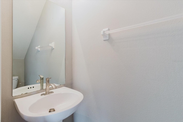 6260 Olivedale Dr, Riverview, FL 33578 - bathroom featuring a sink