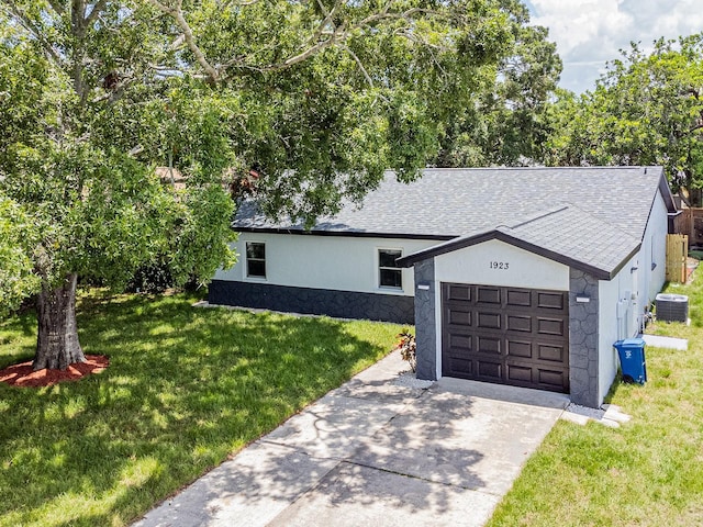 1923 Montego Ct, Oldsmar, FL 34677 - photo 1