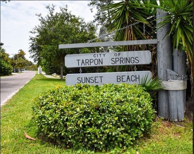 1140 S Pointe Alexis Dr, Tarpon Springs, FL 34689 - view of community sign
