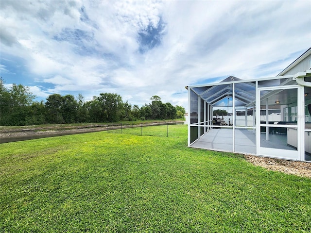 3112 Kearns Rd, Mulberry, FL 33860 - view of yard with a patio and glass enclosure