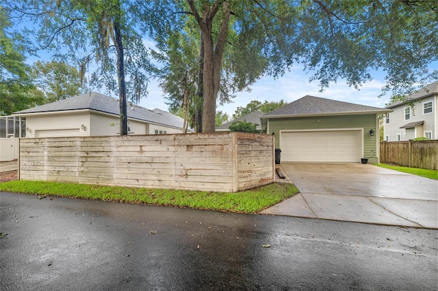 13252 SW 6th Ave, Newberry, FL 32669 - garage with concrete driveway