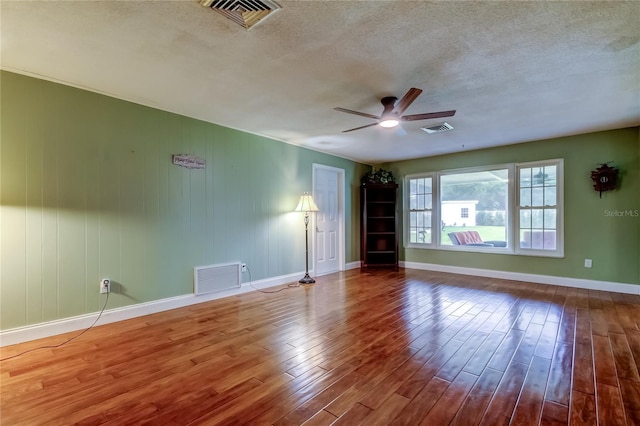 1971 Horse Shoe Bend Rd, Dunedin, FL 34698 - photo 28