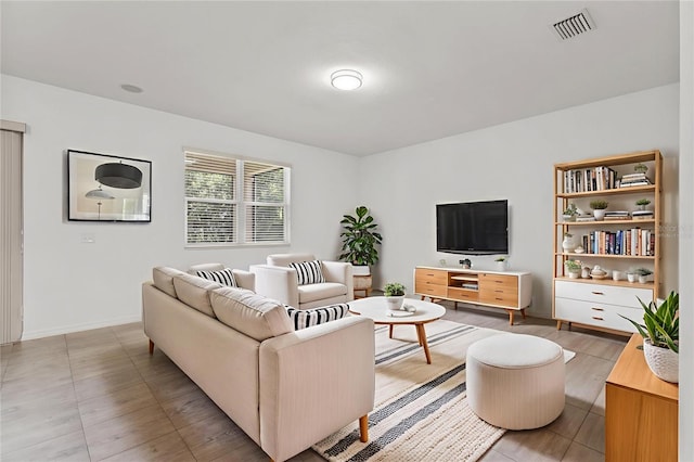 12124 Lake Blvd, Trinity, FL 34655 - view of living area