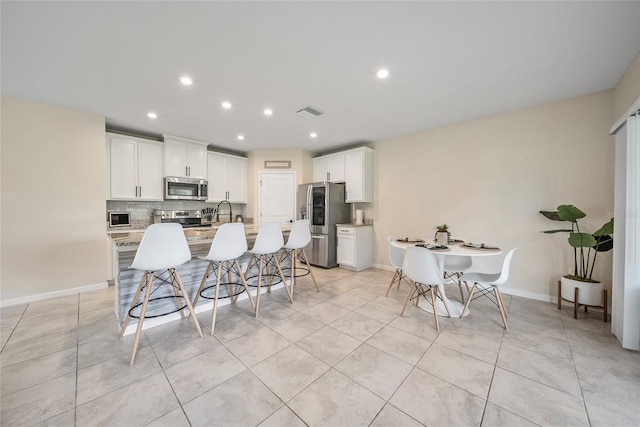 10662 Hawks Landing Dr, Land O Lakes, FL 34638 - photo 8