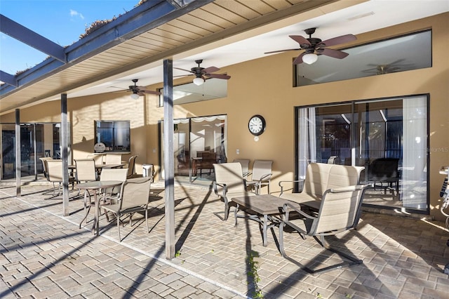 1304 N Jasmine Ave, Tarpon Springs, FL 34689 - view of patio / terrace featuring a ceiling fan and outdoor dining space