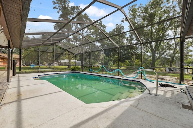 1116 Dagmar Ave, Spring Hill, FL 34606 - outdoor pool featuring a patio area and glass enclosure
