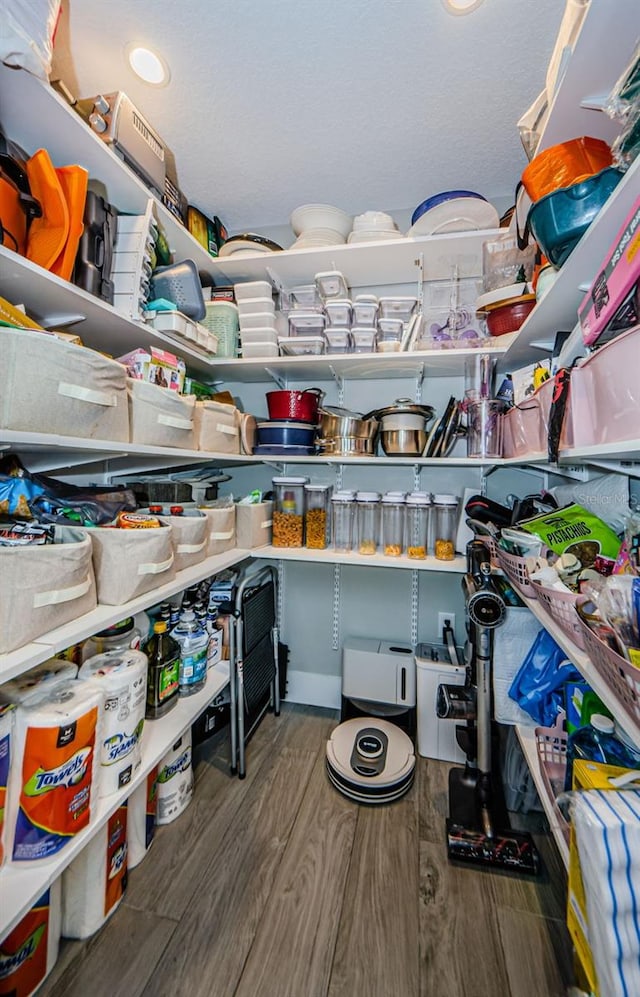 1120 Lancer Ln, Tarpon Springs, FL 34689 - view of pantry