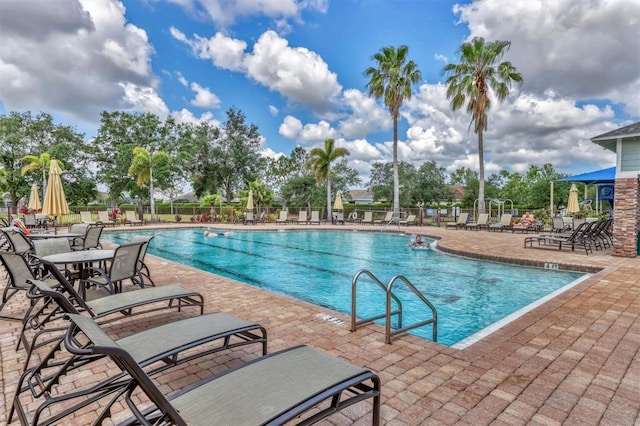 11571 84th Street Cir E Unit 106, Parrish, FL 34219 - community pool with a patio