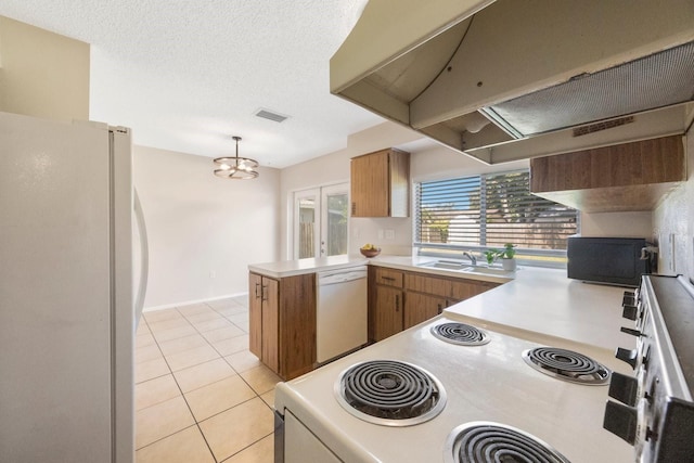1722 W Groveleaf Ave, Palm Harbor, FL 34683 - photo 11