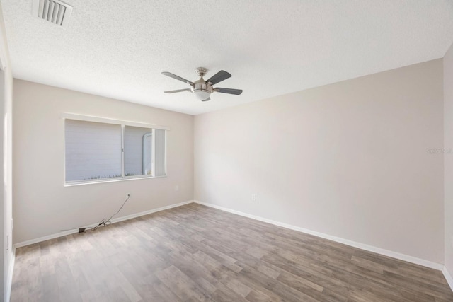 1722 W Groveleaf Ave, Palm Harbor, FL 34683 - photo 16
