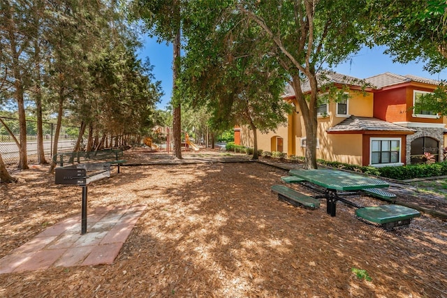 2148 Chianti Pl Unit 1310, Palm Harbor, FL 34683 - view of yard