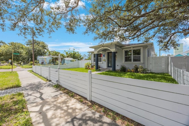 2700 4th Ave S, Saint Petersburg, FL 33712 - photo 2