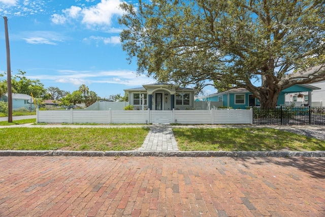 2700 4th Ave S, Saint Petersburg, FL 33712 - photo 3
