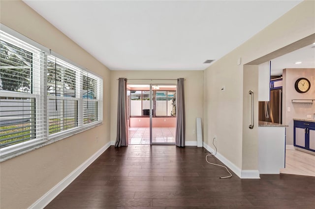 3260 Parkway Pl, Palm Harbor, FL 34684 - photo 27