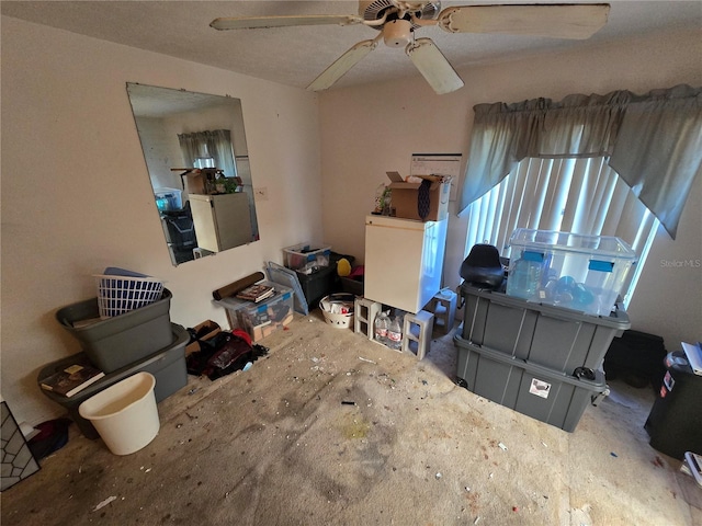 8548 Cypress Lakes Blvd, New Port Richey, FL 34653 - dining area featuring ceiling fan