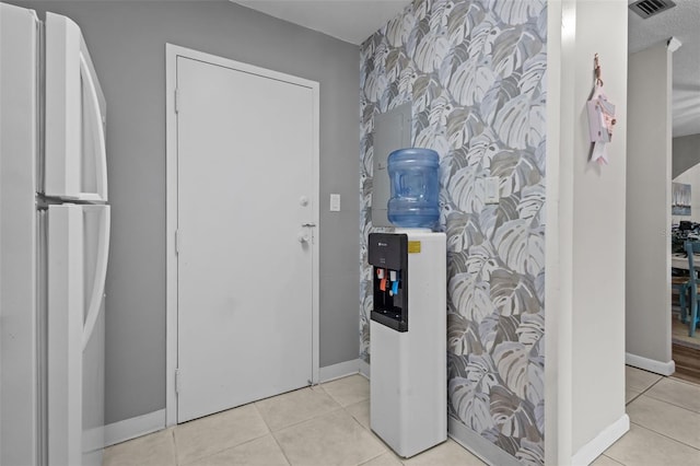2700 Bayshore Blvd Unit 2312, Dunedin, FL 34698 - interior space with baseboards and wallpapered walls