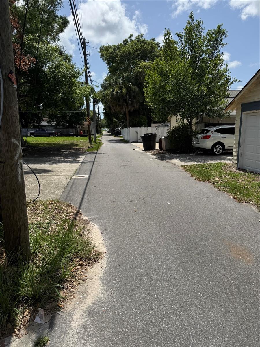 467 34th Ave N, Saint Petersburg, FL 33704 - photo 3