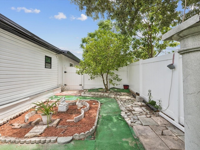 6518 S W Shore Cir, Tampa, FL 33616 - photo 34