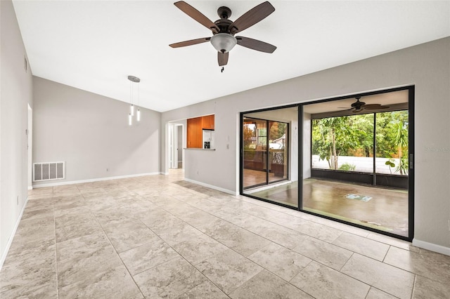 2986 Cypress Green Dr, Palm Harbor, FL 34684 - empty room featuring a ceiling fan