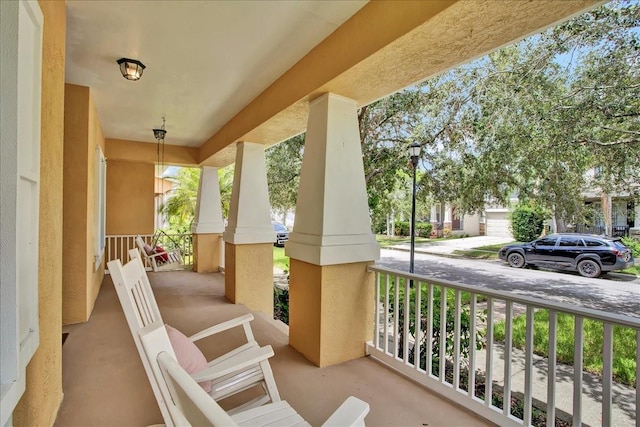 7310 S Shamrock Rd, Tampa, FL 33616 - view of porch