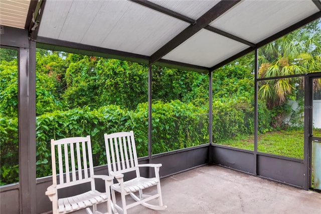 3129 W Paris St, Tampa, FL 33614 - view of unfurnished sunroom