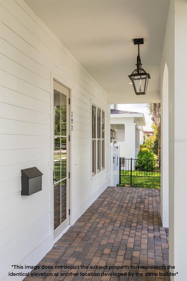 1420 14th St N, Saint Petersburg, FL 33704 - photo 17