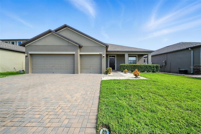 9864 Smarty Jones Dr, Ruskin, FL 33573 - photo 1