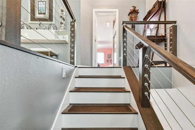 549 Walden Ct, Dunedin, FL 34698 - view of stairs