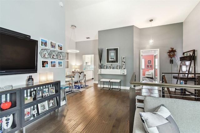 549 Walden Ct, Dunedin, FL 34698 - living room featuring wood finished floors and a towering ceiling