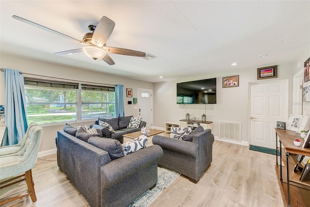 9954 54th Ave N, Saint Petersburg, FL 33708 - photo 3