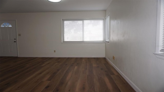 717 75th St N, Saint Petersburg, FL 33710 - photo 10