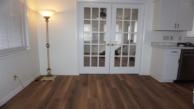 717 75th St N, Saint Petersburg, FL 33710 - photo 11