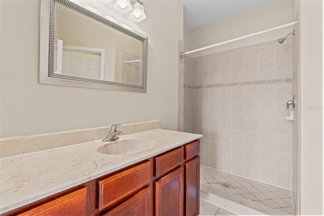 30151 Goodwick Way, Wesley Chapel, FL 33543 - bathroom featuring vanity and a tile shower