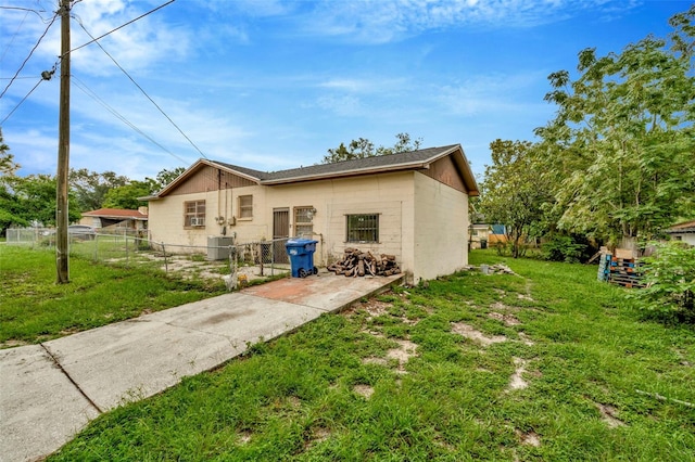 10210 N 16th St, Tampa, FL 33612 - photo 4