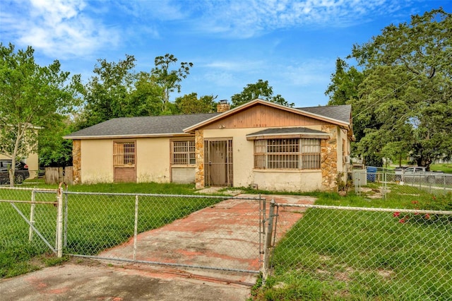 10210 N 16th St, Tampa, FL 33612 - photo 35