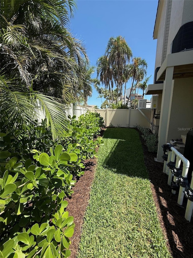 850 59th Ave, Saint Petersburg, FL 33706 - view of yard