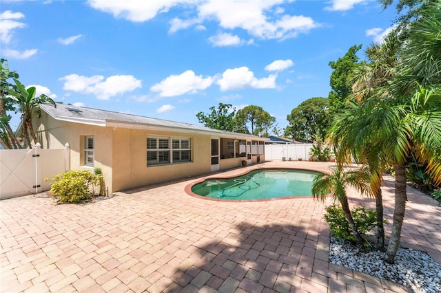 7511 Mayfair Ct, Tampa, FL 33634 - photo 32