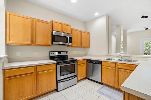 3330 Las Campos Pl, Tampa, FL 33611 - photo 16