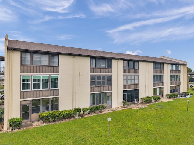 5245 Amulet Dr Unit 201, New Port Richey, FL 34652 - view of building exterior
