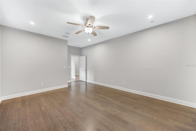 5434 Silver Sun Dr, Apollo Beach, FL 33572 - unfurnished room with a ceiling fan, dark wood-style floors, and recessed lighting