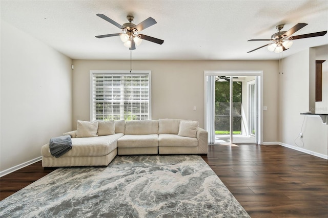 8320 Manor Club Cir Unit 2, Tampa, FL 33647 - photo 2