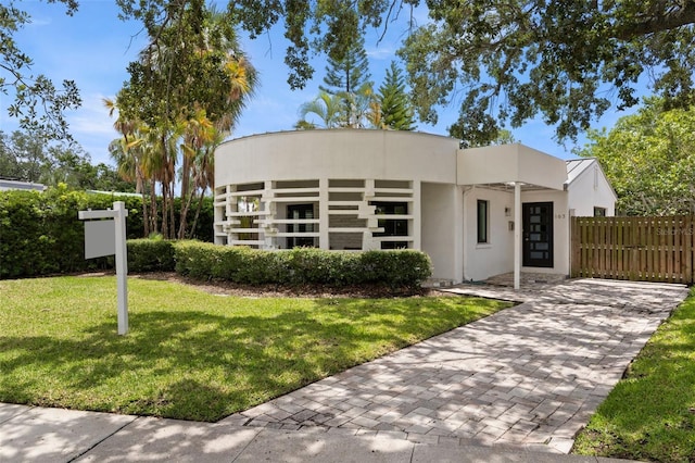 163 Barbados Ave, Tampa, FL 33606 - art deco house with stucco siding
