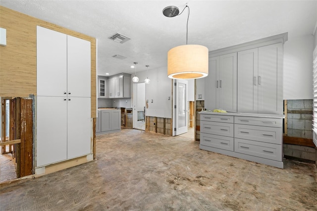 163 Barbados Ave, Tampa, FL 33606 - view of living room