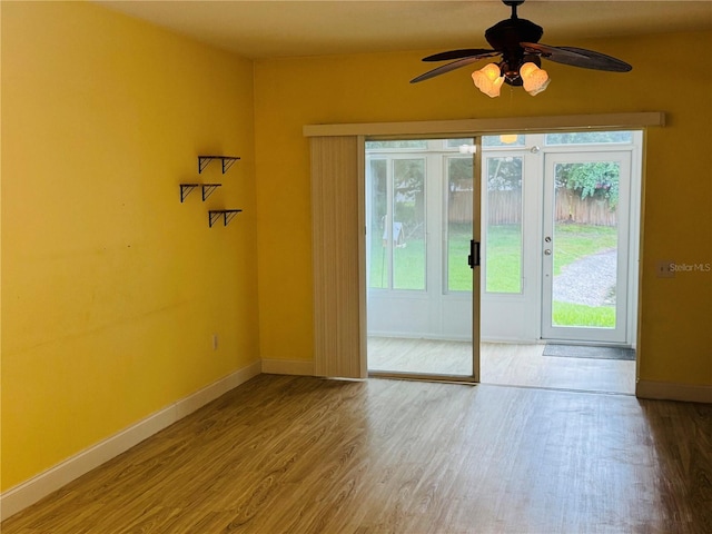 1212 Kennewick Ct, Wesley Chapel, FL 33543 - entryway with wood finished floors and ceiling fan