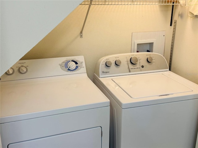 1212 Kennewick Ct, Wesley Chapel, FL 33543 - laundry area with independent washer and dryer