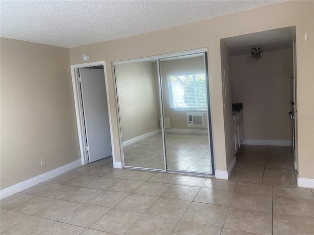 4133 Dolphin Dr Unit 4133, Tampa, FL 33617 - photo 5