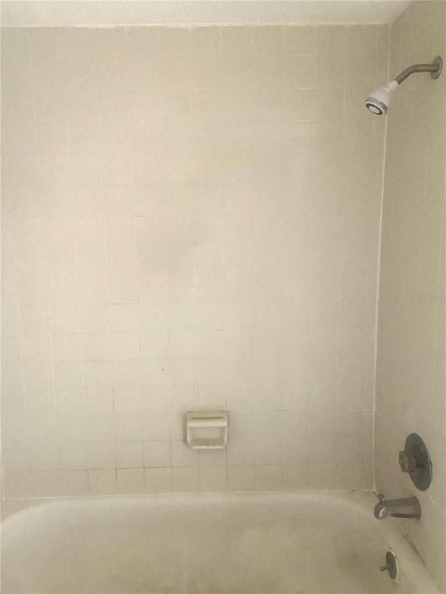 4133 Dolphin Dr Unit 4133, Tampa, FL 33617 - photo 8